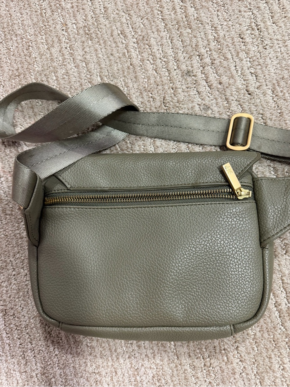 Freshly Picked Olive Green Crossbody Bag with Gold Accent - Picture 4 of 6